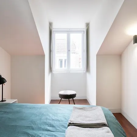 Apartment Spacious In *